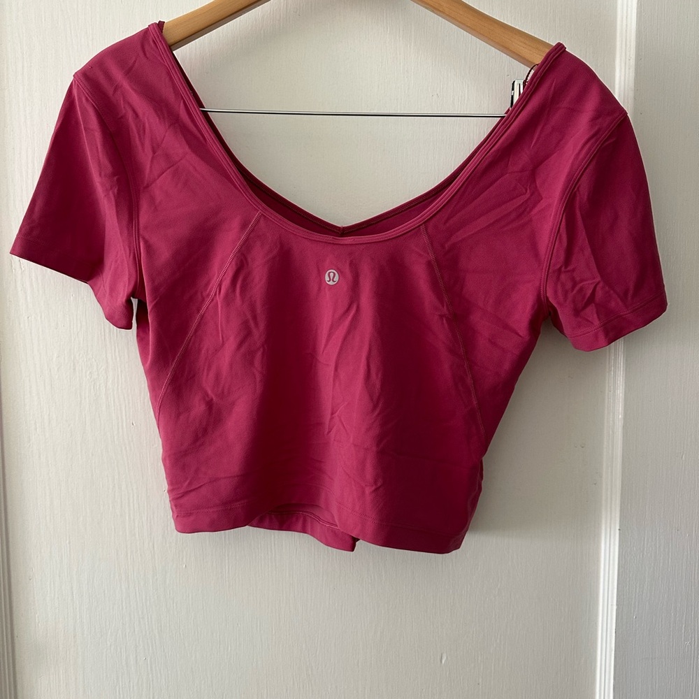 Lululemon Athletica Pink Fitted Crop Short Sleeve Tee